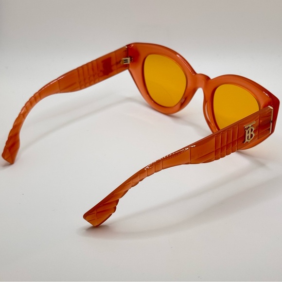 Burberry - translucent Orange frame Sunglasses B4390 - NWT - 47-25-140 - Picture 4 of 16
